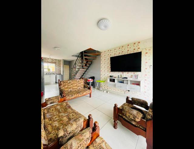 2 BEDROOM DUPLEX FOR SALE IN GREENWOOD PARK